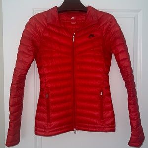 Nike Fitted Puffer